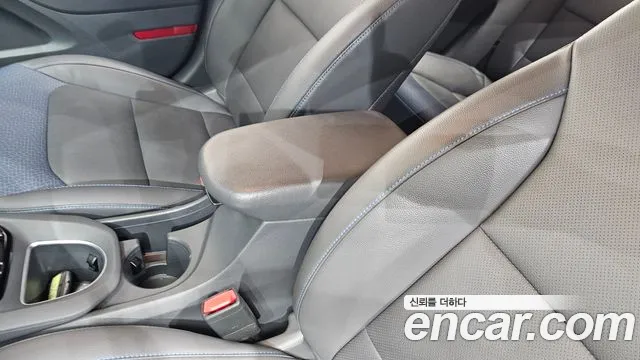 Hyundai Ioniq Hybrid 2017 thumb 8