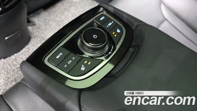 Hyundai Grandeur 2012 thumb 4