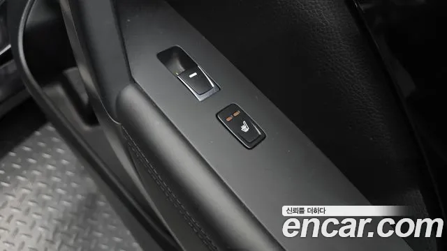 Hyundai Grandeur 2016 thumb 4