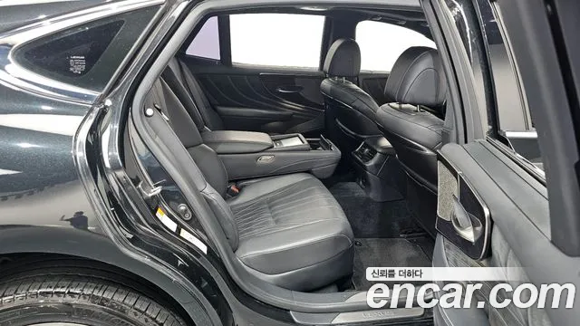 Lexus LS 500 2018 thumb 4