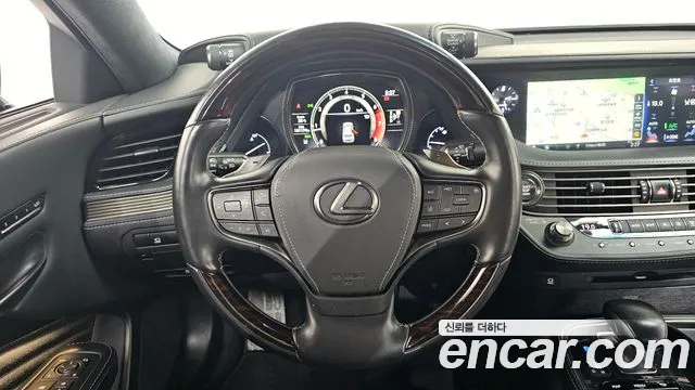 Lexus LS 500 2018 thumb 5