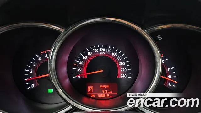 Kia Sorento 2011 thumb 8