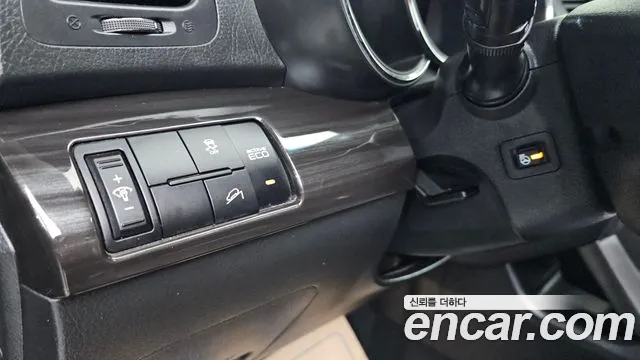 Kia Sorento 2011 thumb 4