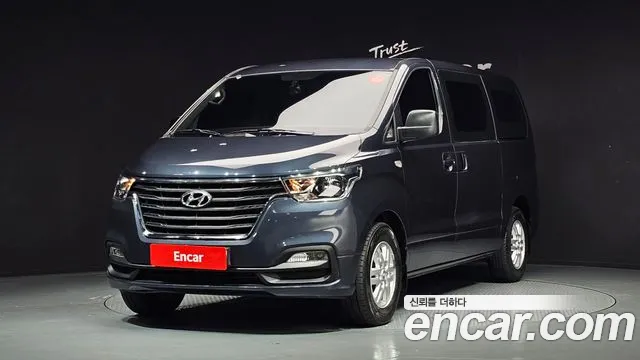 Hyundai Staria 2018 thumb 11