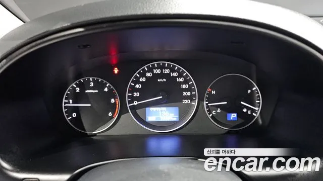 Hyundai Staria 2018 thumb 2