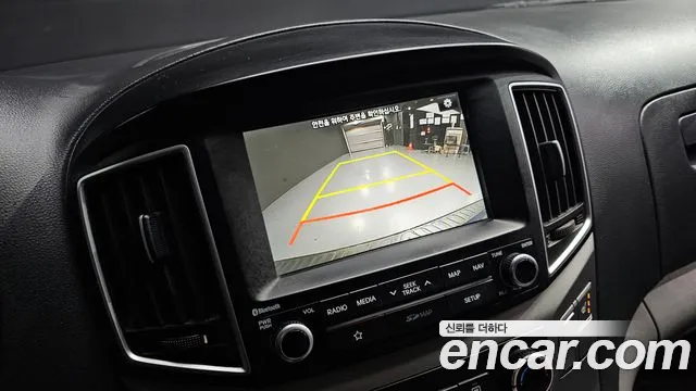 Hyundai Staria 2018 thumb 6