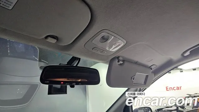 Hyundai Staria 2018 thumb 4