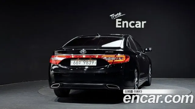 Hyundai Grandeur 2012 thumb 11
