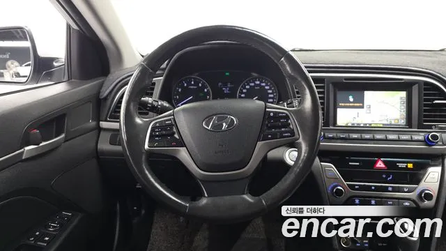 Hyundai Avante 2015 thumb 10