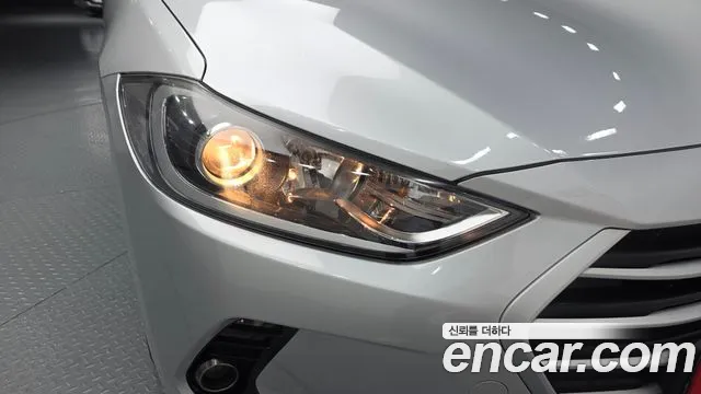 Hyundai Avante 2015 thumb 8