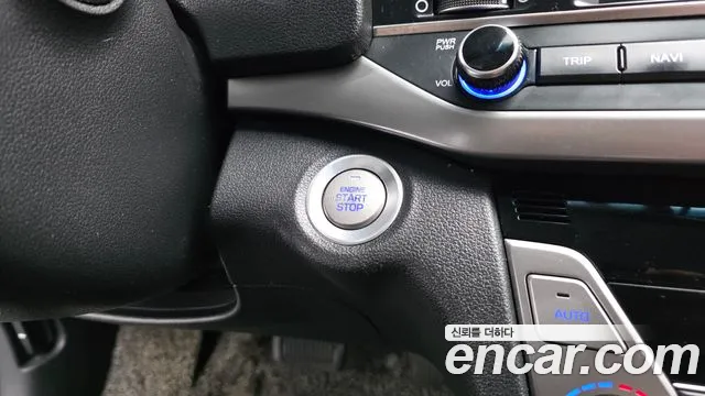 Hyundai Avante 2015 thumb 3