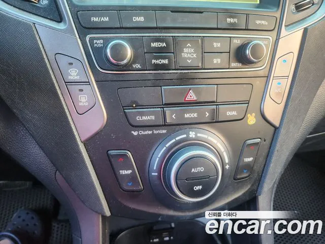 Hyundai Санта Фе 2015 thumb 11
