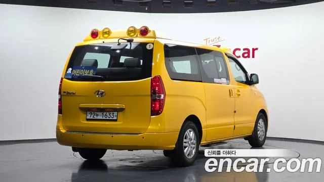 Hyundai Staria 2018 thumb 6