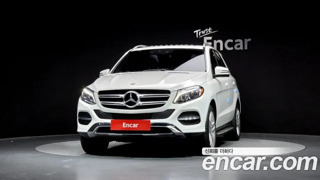 Mercedes-Benz GLE-Класс 2018 thumb 6