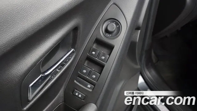 Chevrolet Trax 2017 thumb 2