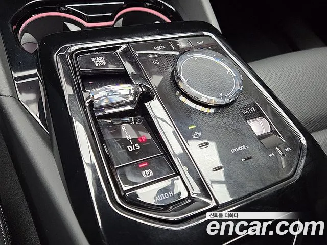 BMW 5 серии 2025 thumb 9
