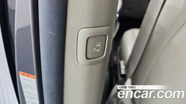 Kia Carnival 2019 thumb 7