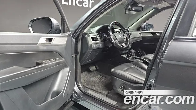 KGM Rexton 2019 thumb 5