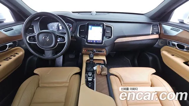 Volvo XC90 2018 thumb 5