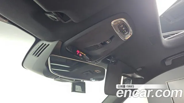 Volvo XC90 2018 thumb 7