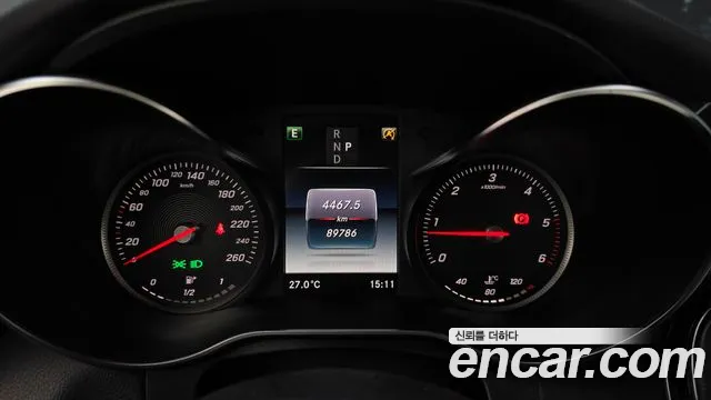 Mercedes-Benz C-Class 2018 thumb 7