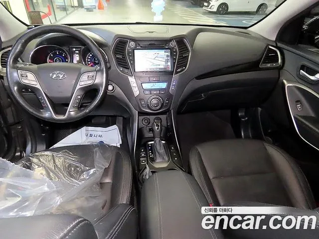Hyundai Санта Фе 2013 thumb 5