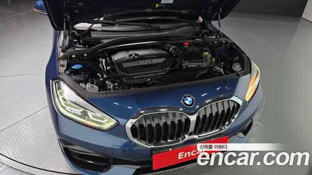 BMW 1 серии 2023 thumb 4