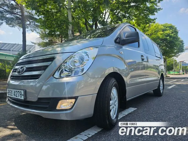 Hyundai Staria 2017 thumb 3
