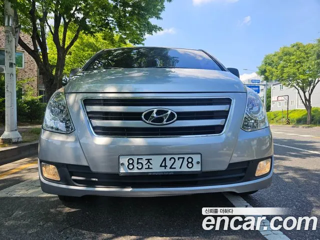 Hyundai Staria 2017 thumb 12