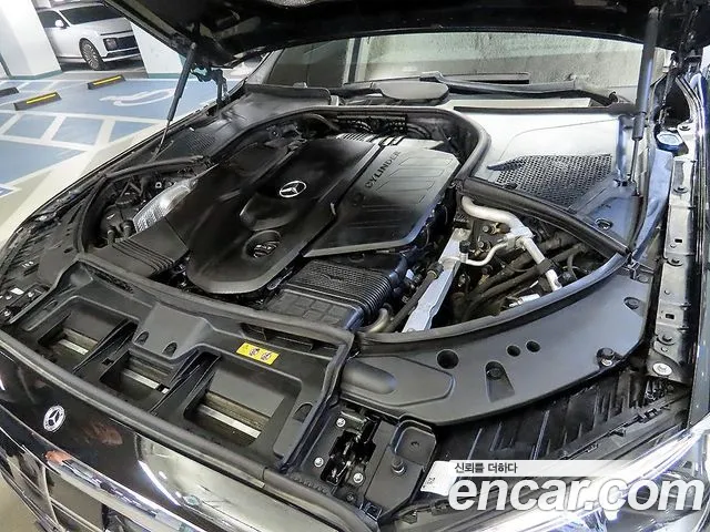 Mercedes-Benz S-Class 2021 thumb 3