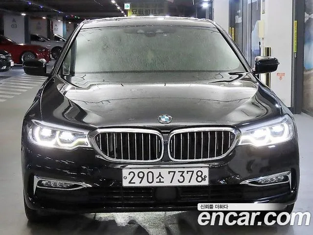 BMW 5 серии 2017 thumb 12