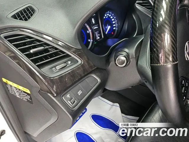 Hyundai Grandeur 2015 thumb 12