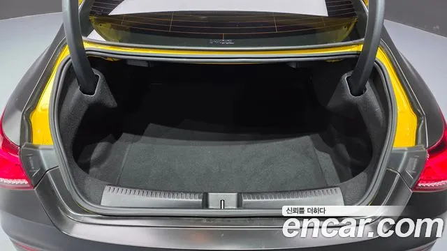 Mercedes-Benz A-Класс 2020 thumb 2