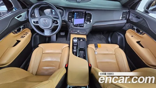 Volvo XC90 2021 thumb 6