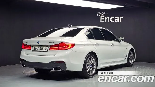 BMW 5 серии 2017 thumb 6
