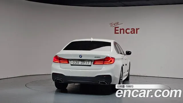 BMW 5 серии 2017 thumb 10