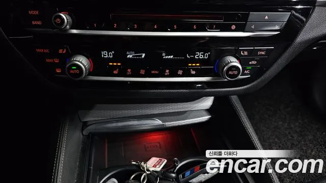 BMW 5 серии 2017 thumb 2