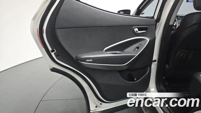 Hyundai DM 2013 thumb 2