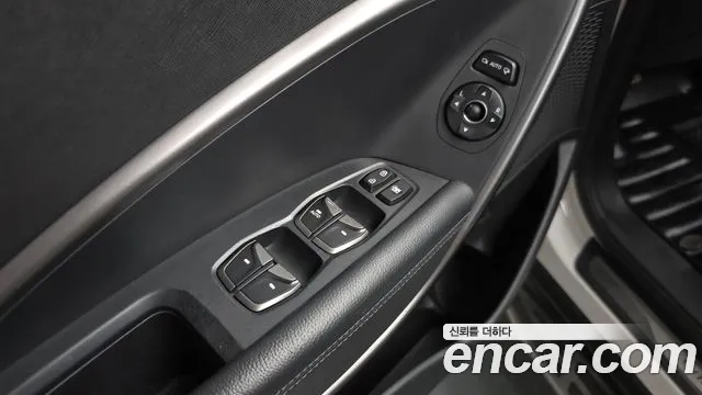 Hyundai DM 2013 thumb 3