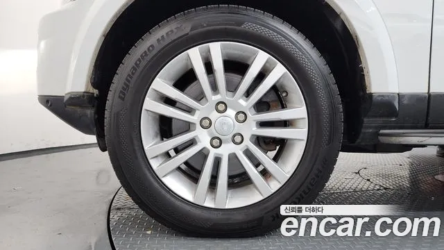 Land Rover Discovery 2016 thumb 10