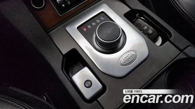 Land Rover Discovery 2016 thumb 12