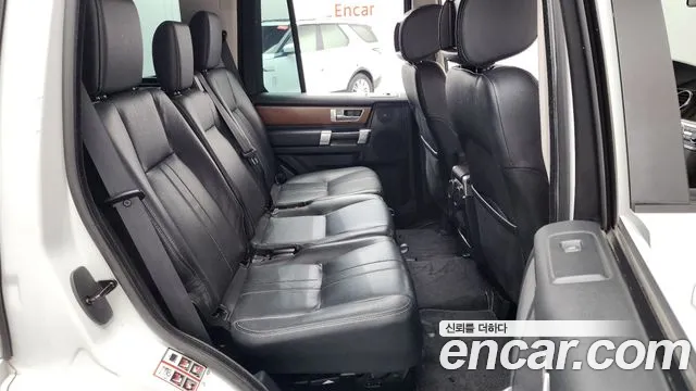 Land Rover Discovery 2016 thumb 4