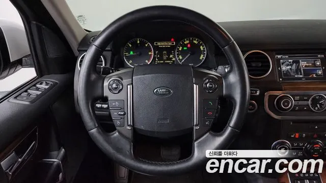 Land Rover Discovery 2016 thumb 6