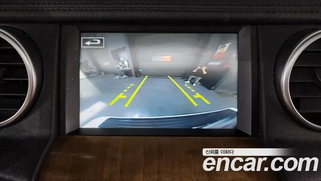 Land Rover Discovery 2016 thumb 5