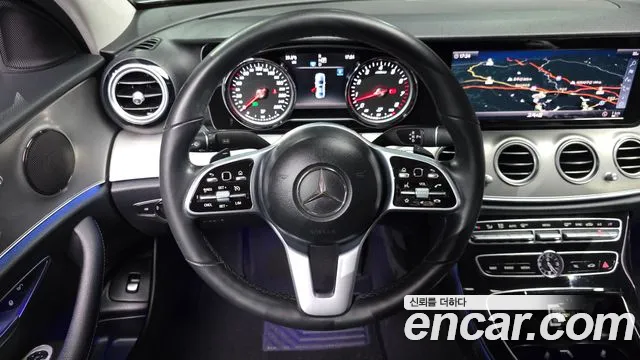 Mercedes-Benz E-Class 2019 thumb 6