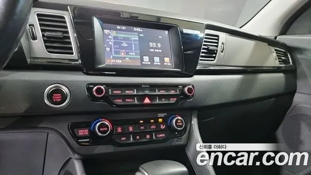 Kia Niro 2017 thumb 8