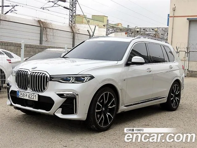 BMW X7 2020 thumb 7