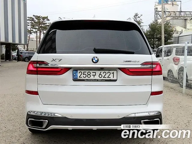 BMW X7 2020 thumb 8
