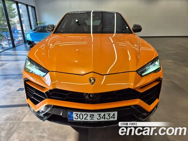 Lamborghini Urus 2022 thumb 11