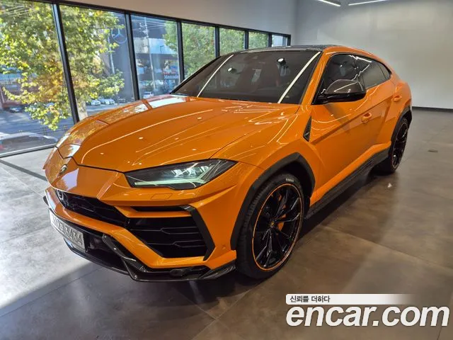 Lamborghini Urus 2022 thumb 4
